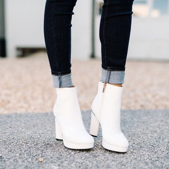 LAST ONES Bamboo White Block Heel Ankle Booties - Picture 3 of 8